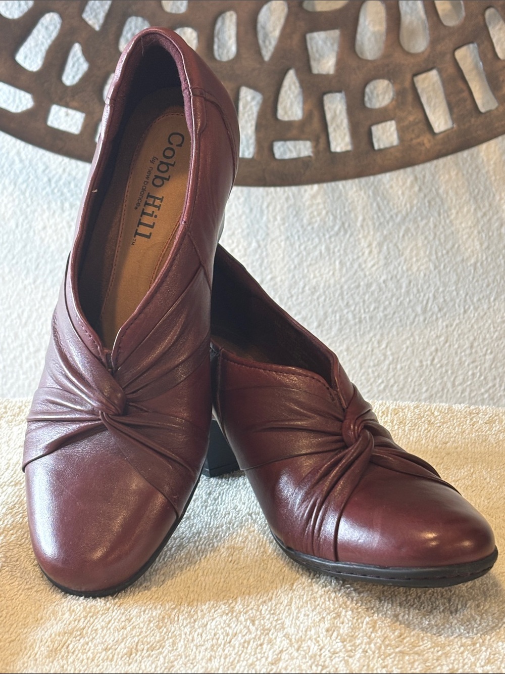 ❤️ Comfort Burgundy Leather Knot Front Heels Career Cobb Hill by New Balance 8N